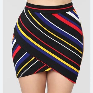 Nwt fashion nova skirt-L